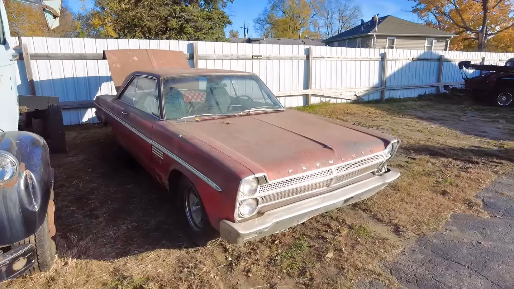 i-found-a-forgotten-1965-plymouth-fury-iii-with-a-hidden-treasure-under-the-hood-image-3