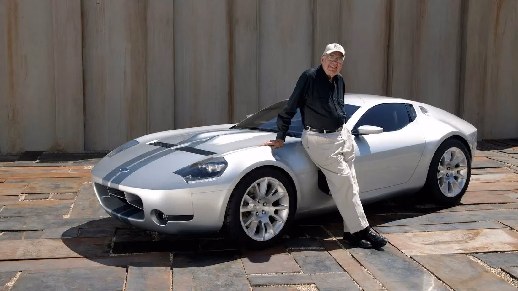 the-ford-shelby-gr-1-the-v10-concept-that-could-have-rewritten-muscle-car-history-image-1