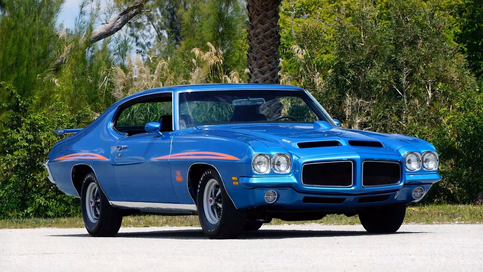 10-muscle-cars-set-to-skyrocket-in-value-by-2026-image-8
