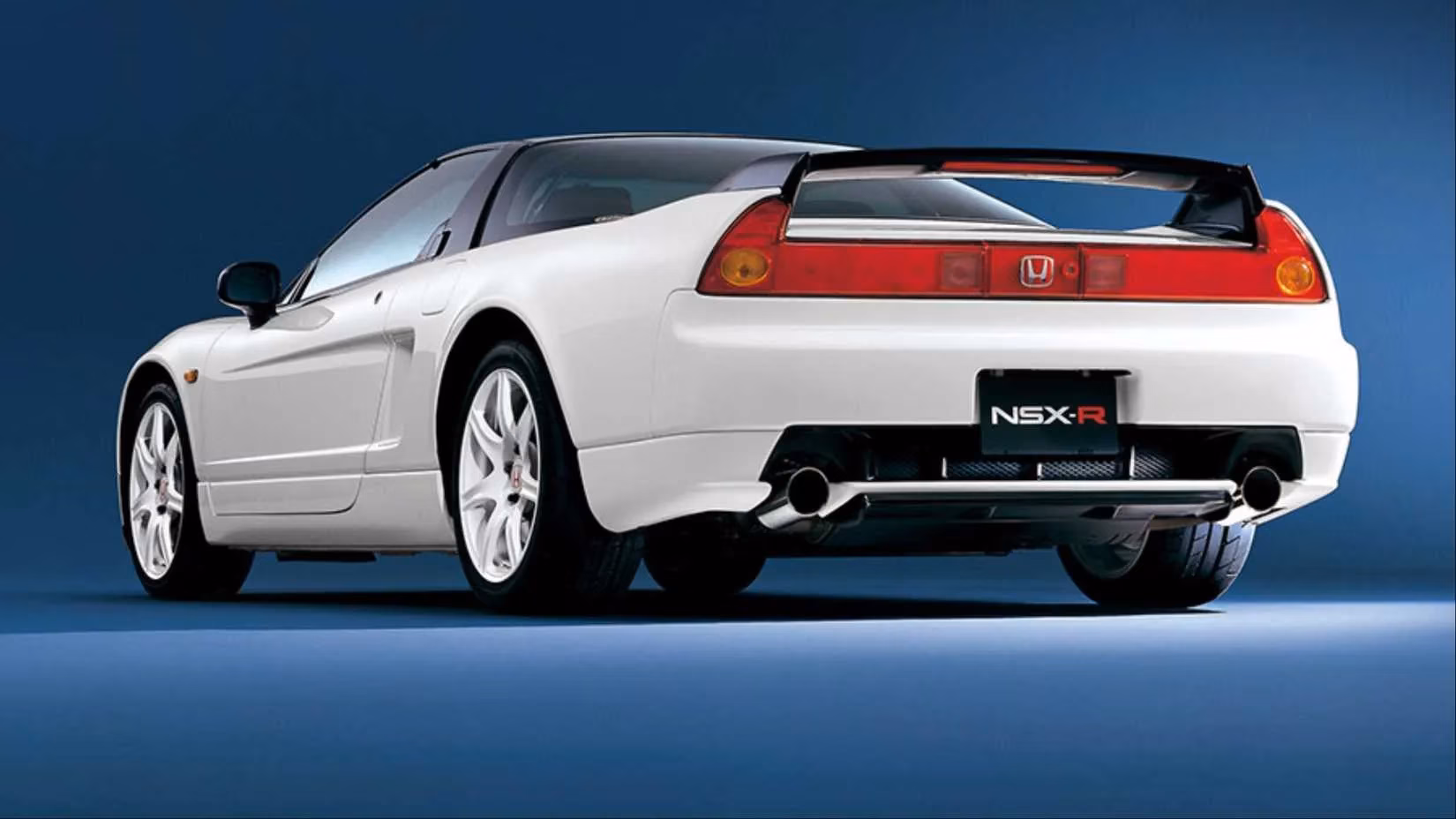 honda-nsx-r-the-quiet-supercar-that-still-gets-away-image-3