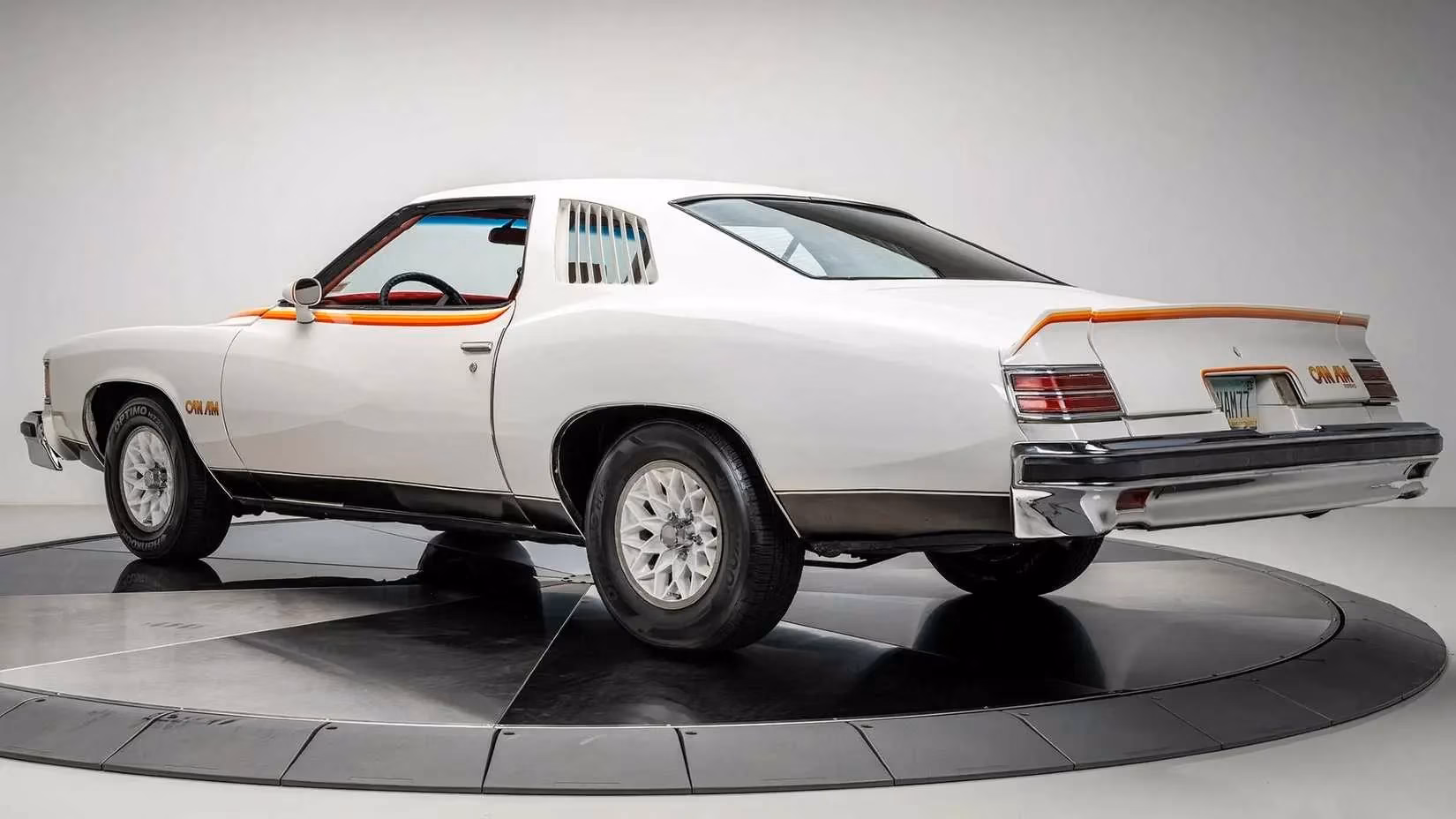 1977-pontiac-can-am-the-muscle-car-that-never-had-a-chance-image-1