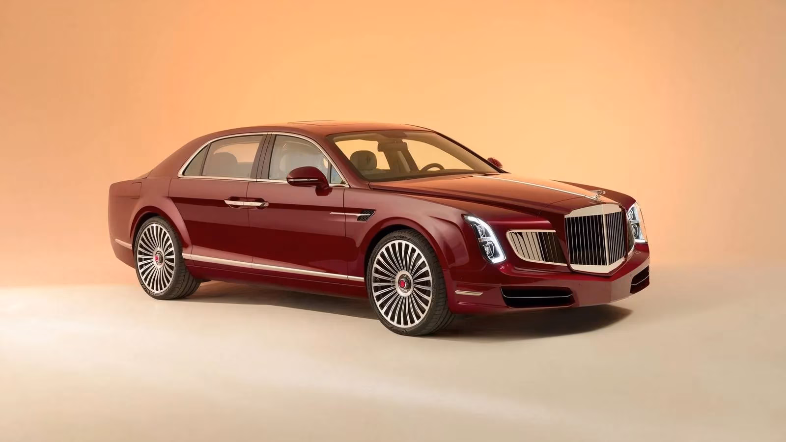 the-resurrected-elegance-driving-a-coachbuilt-packard-dream-in-2025-image-0