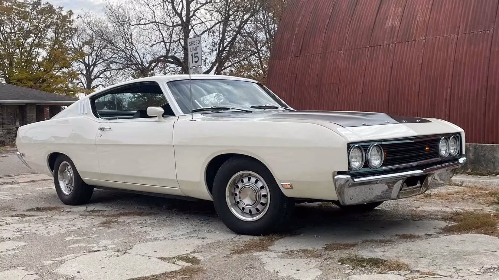 the-ford-torino-detroit-s-underdog-that-dominated-nascar-and-steals-screens-image-5