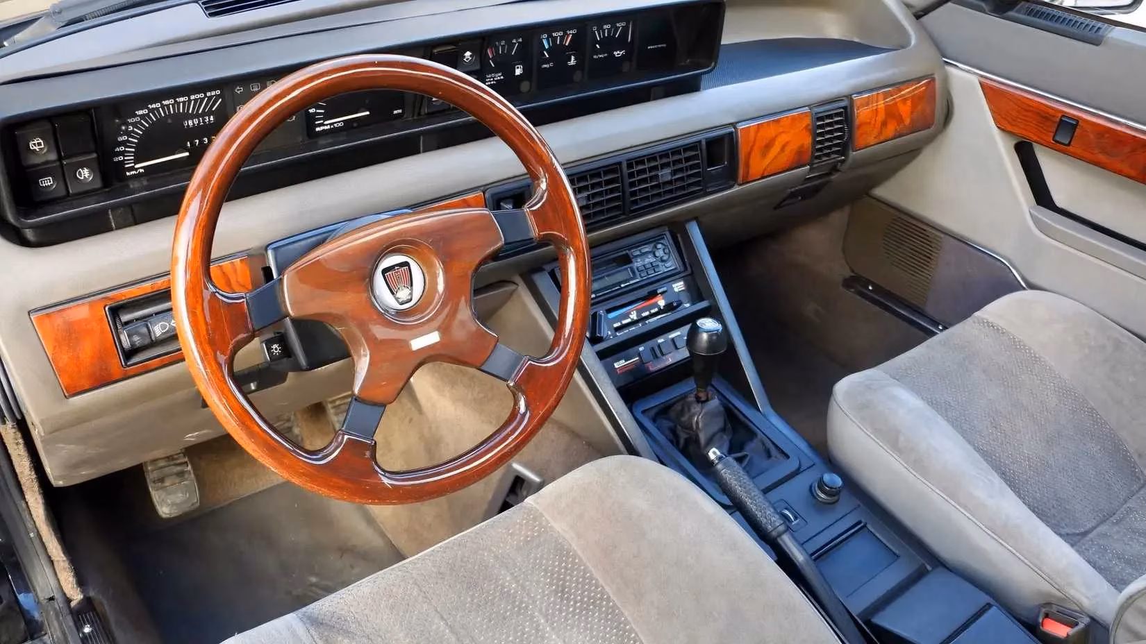 the-unstoppable-rover-sd1-vitesse-britain-s-v8-monster-that-defied-all-odds-image-3