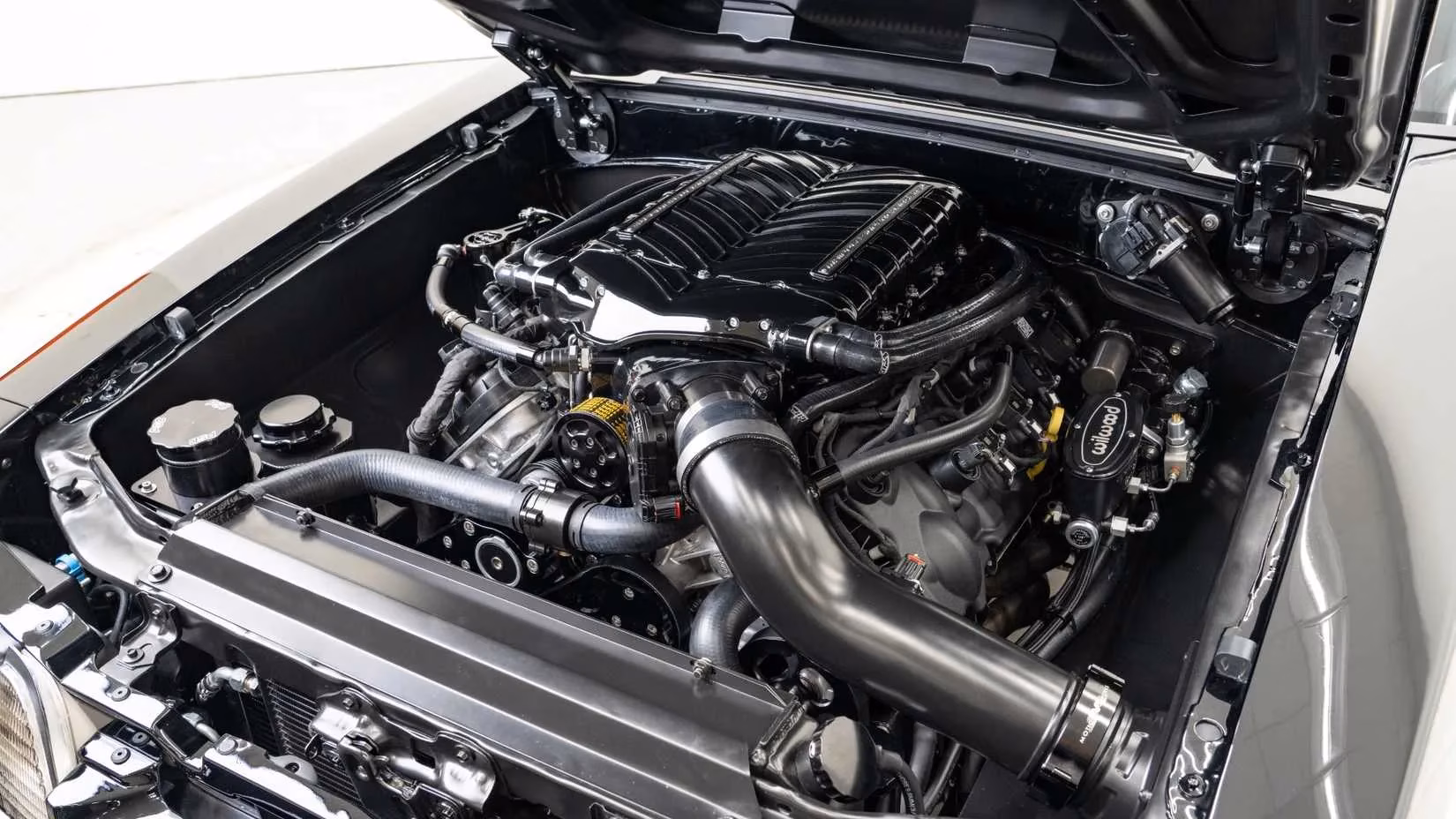 velocity-u2019s-supercharged-coyote-fox-body-mustang-800-hp-of-modern-restomod-fury-image-1