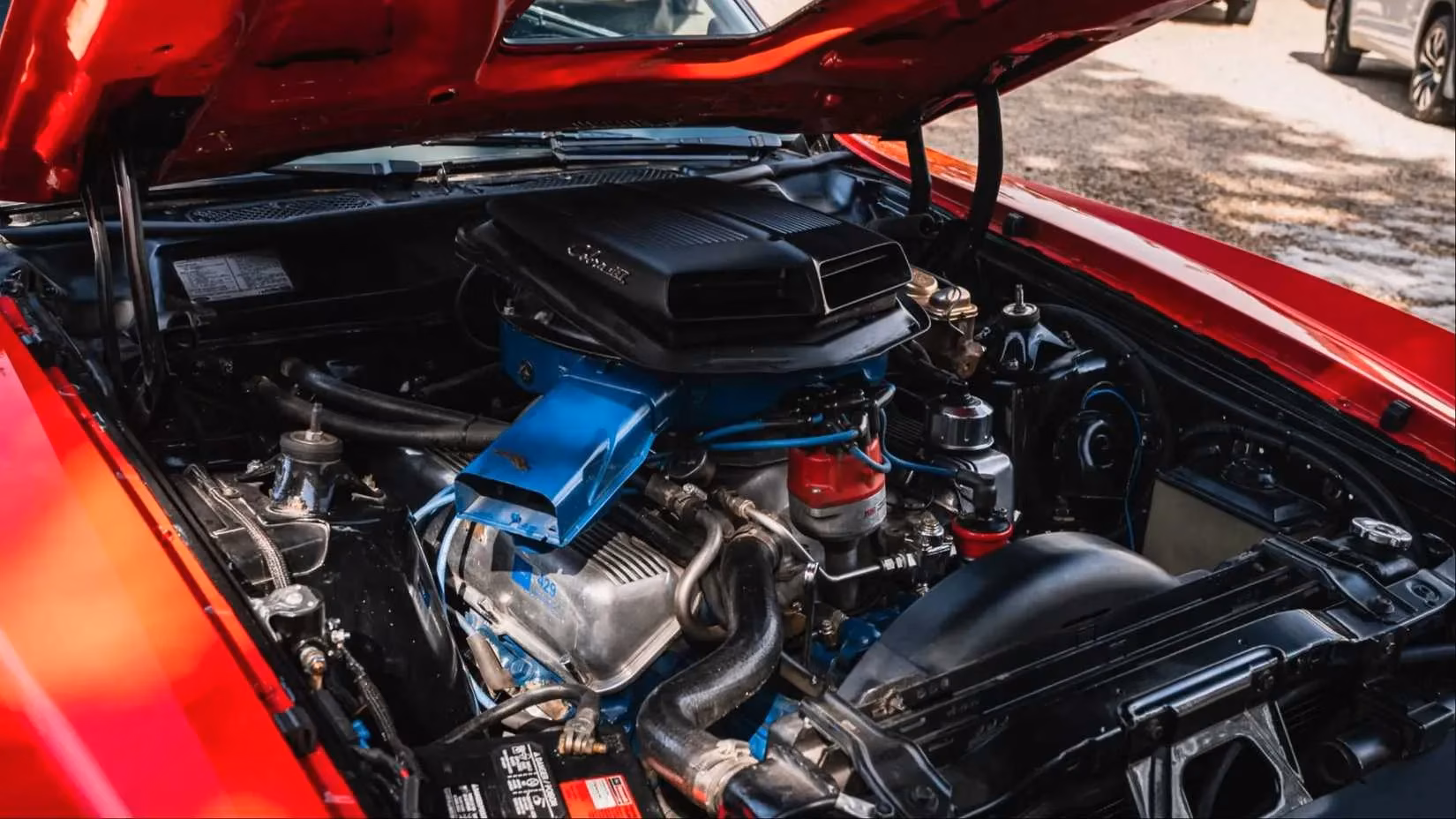 the-ford-torino-america-s-midsize-monster-that-roasted-asphalt-and-reigned-supreme-image-2