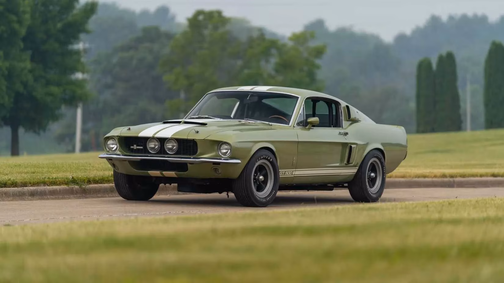 dennis-collins-rescues-a-1-of-17-1968-shelby-gt500kr-barn-find-image-2