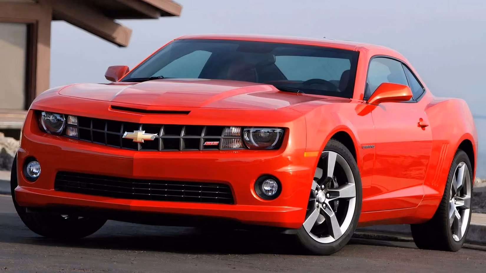 v8-muscle-for-mustang-money-why-a-2010-camaro-2ss-beats-the-2025-ecoboost-image-6