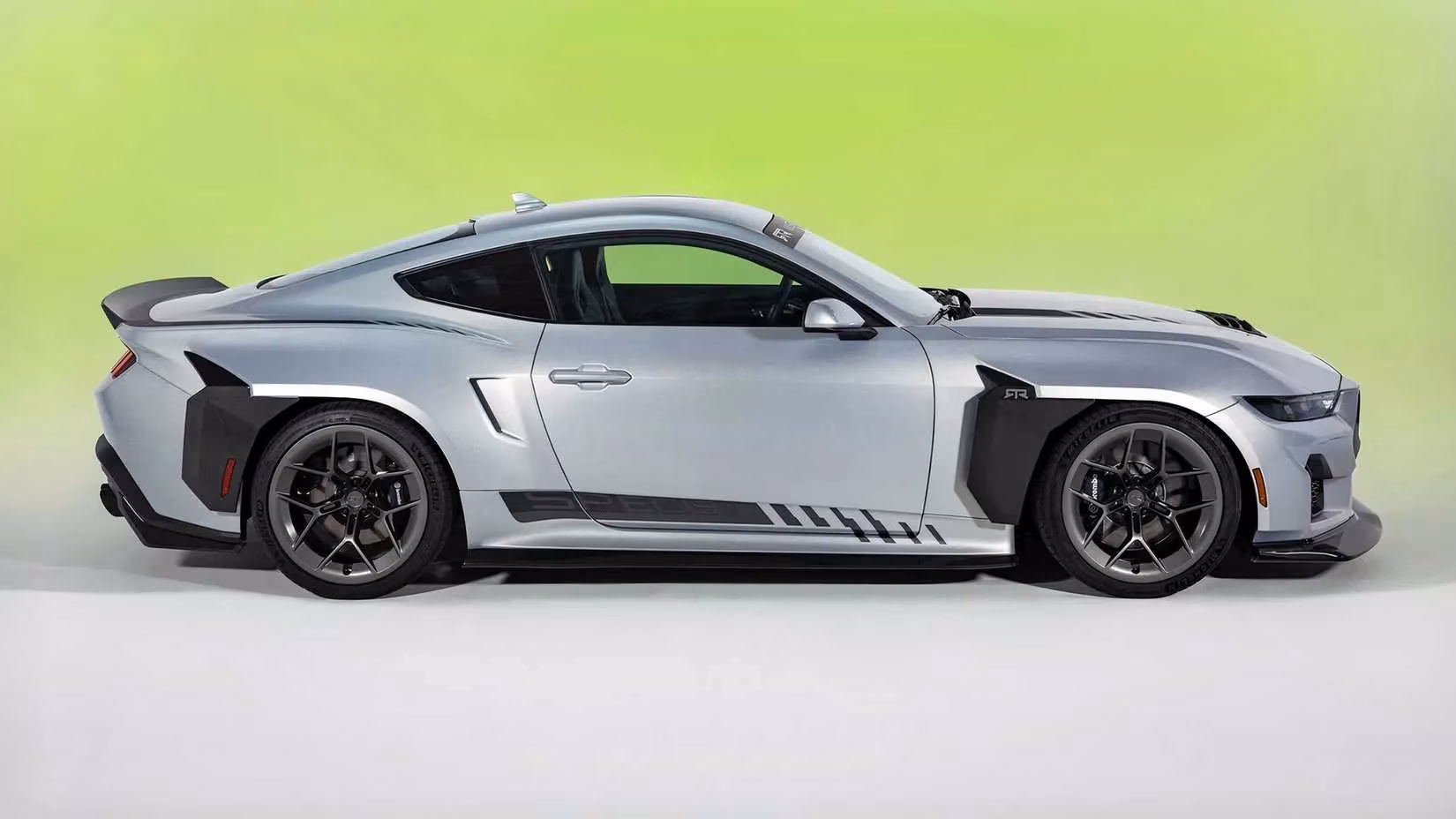 870-hp-50-units-and-a-drift-brake-why-the-2026-mustang-rtr-spec-5-is-the-pony-car-unicorn-i-need-image-3