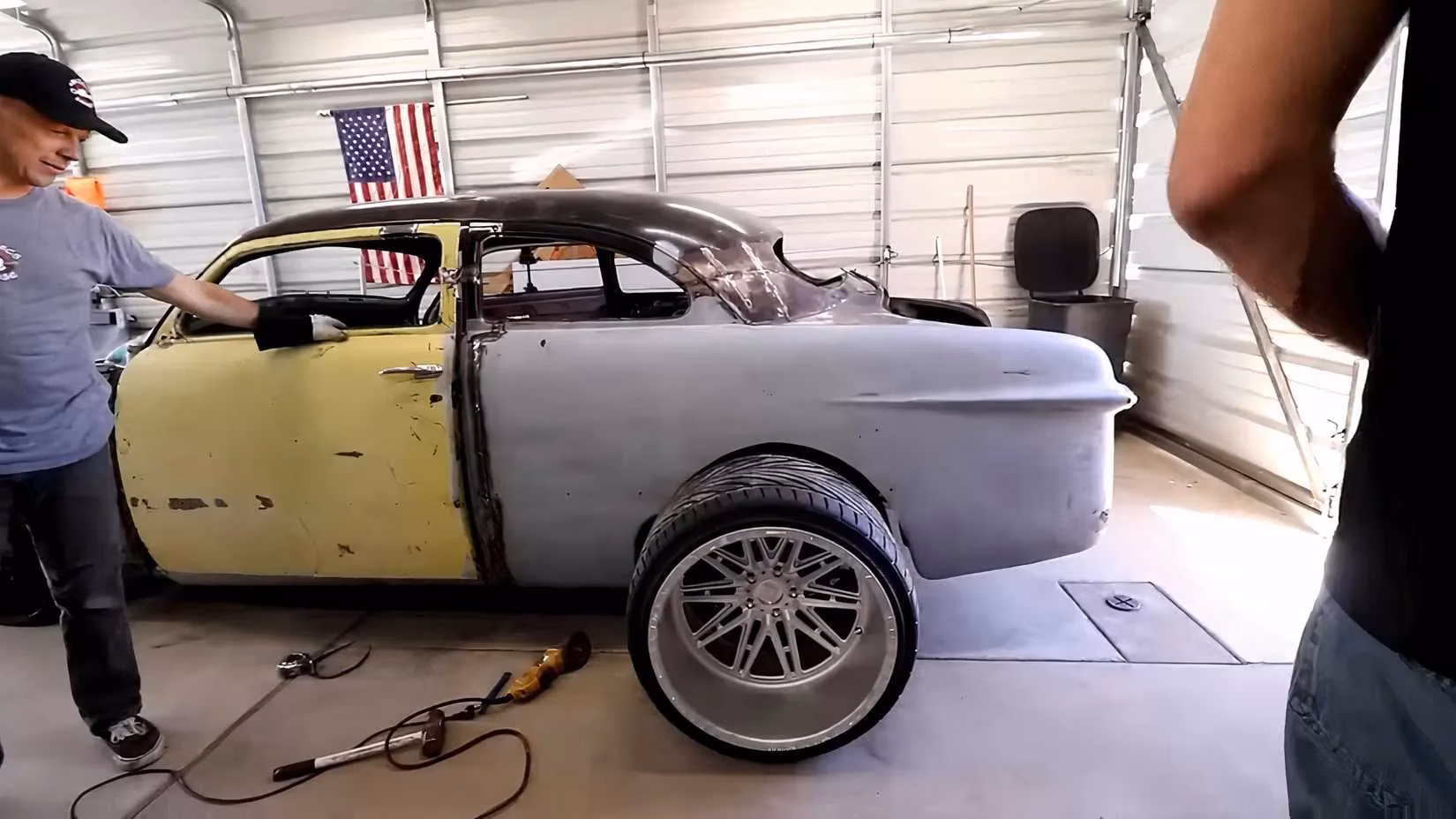 1949-ford-shoebox-body-swapped-onto-a-2008-bmw-335i-chassis-image-3